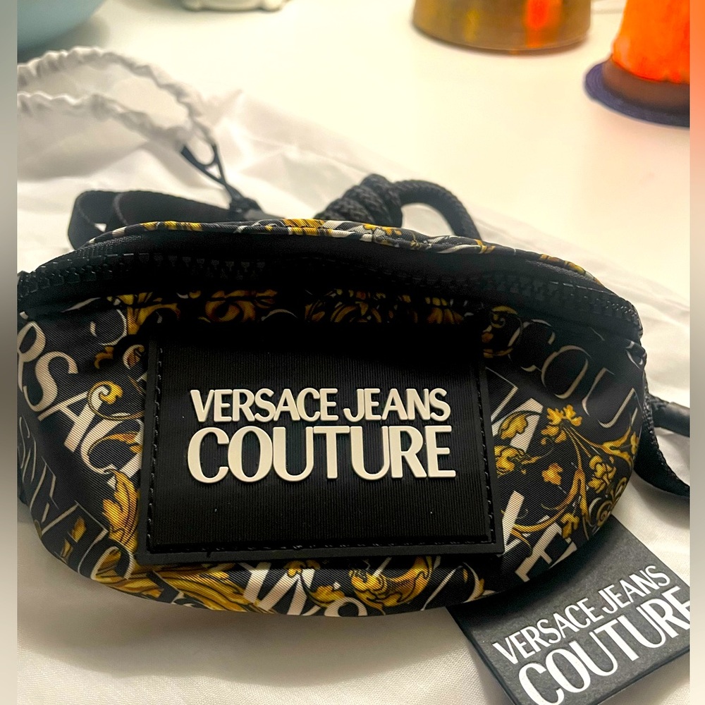 Versace Jeans Couture Black Crossbody Bag - BRAND NEW w Bag